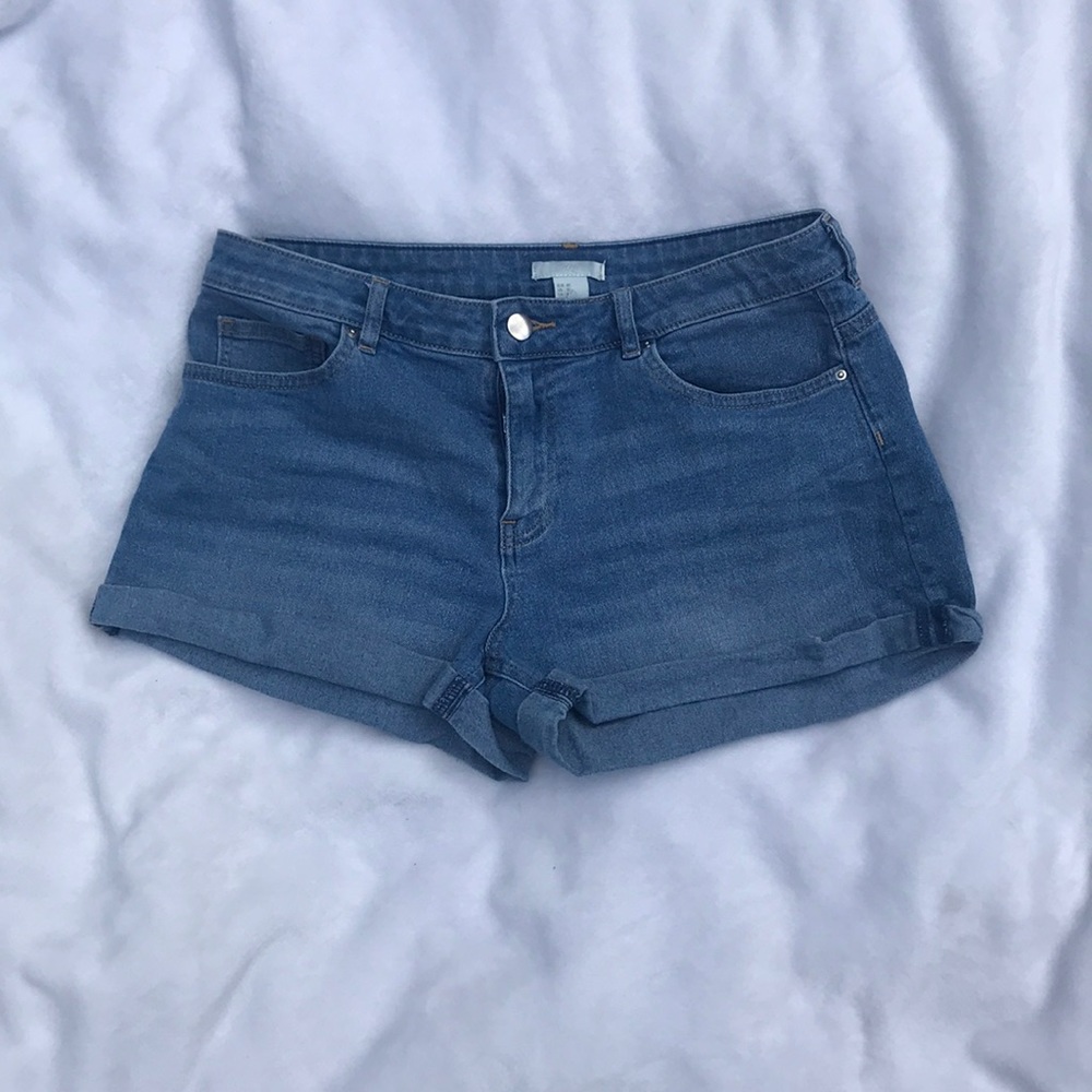 Light denim shorts